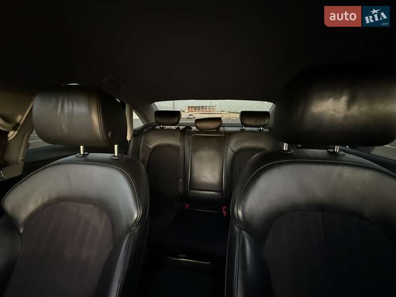 Седан Audi A6 2012 в Львове