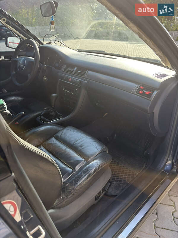 Седан Audi A6 2002 в Черновцах