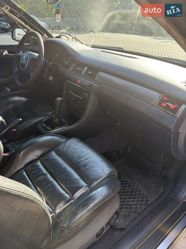 Седан Audi A6 2002 в Черновцах