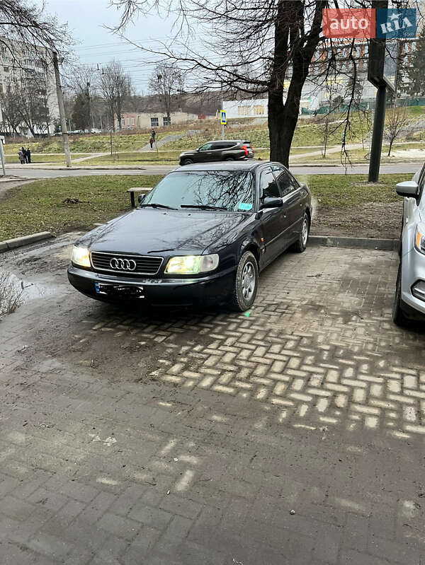 Седан Audi A6 1995 в Львове