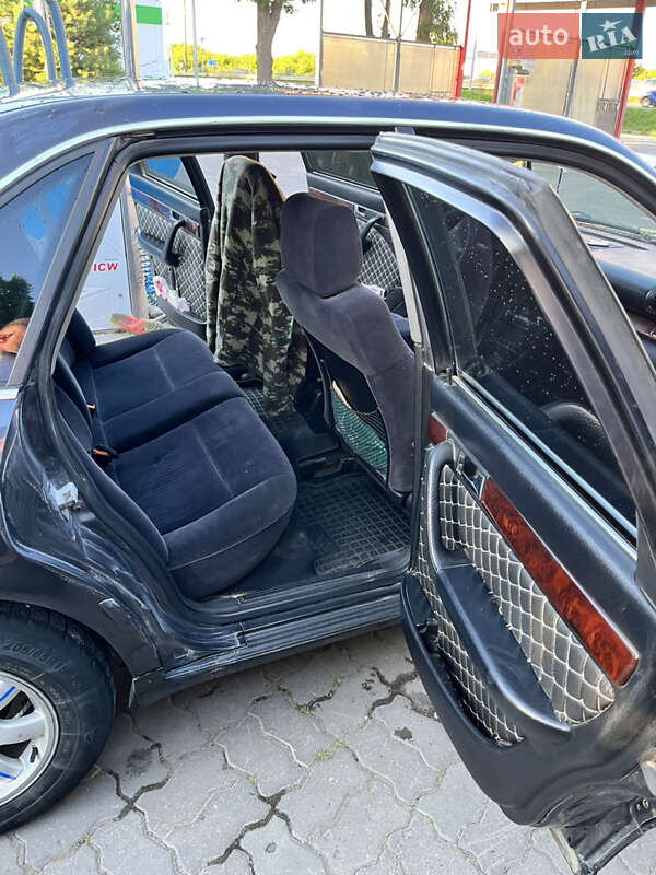Седан Audi A6 1995 в Львове