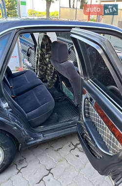 Седан Audi A6 1995 в 