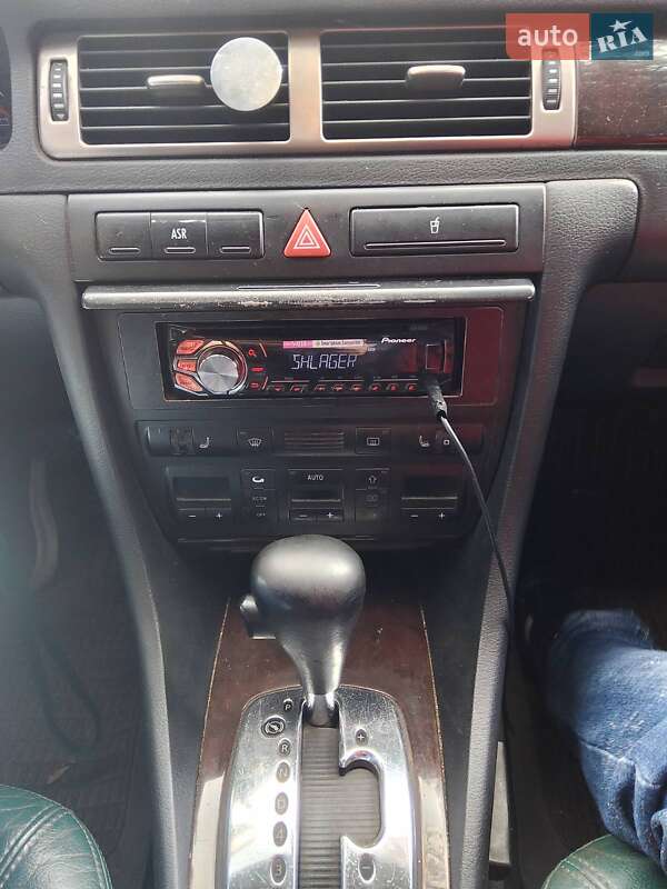 Седан Audi A6 1998 в Черкассах
