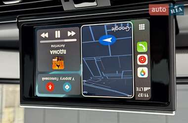 Седан Audi A6 2016 в 