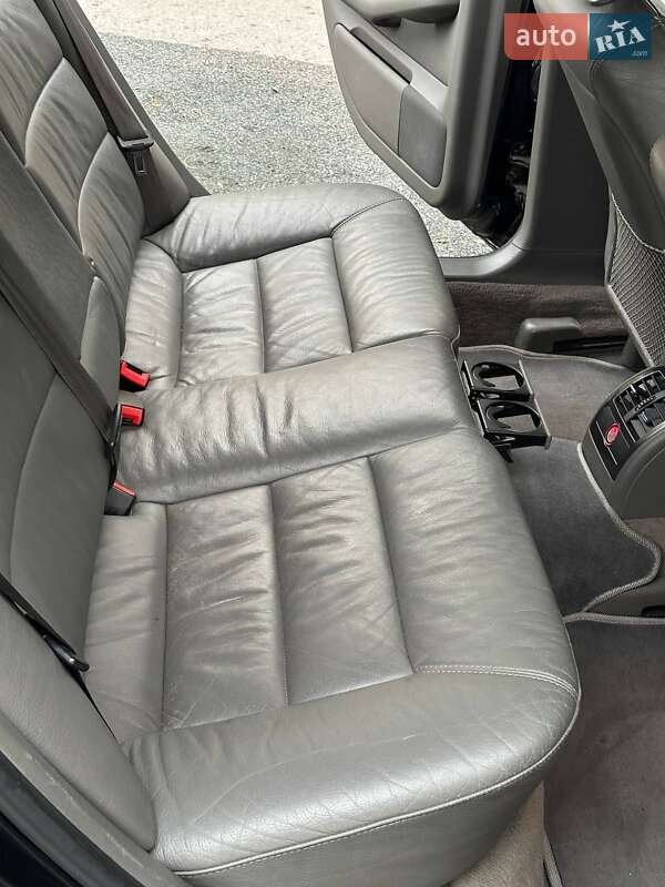 Универсал Audi A6 2003 в Звенигородке