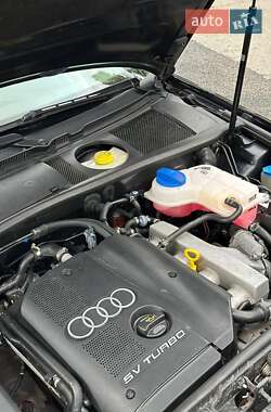 Универсал Audi A6 2003 в 