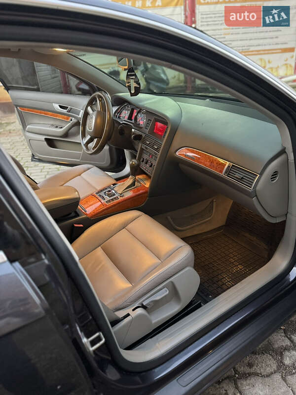 Седан Audi A6 2004 в Чернівцях