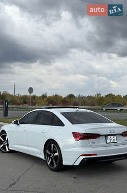 Седан Audi A6 2020 в 