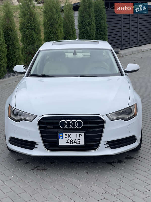 Седан Audi A6 2014 в Рівному