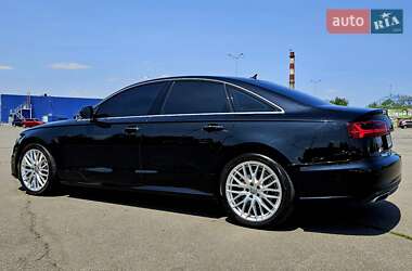 Седан Audi A6 2015 в 