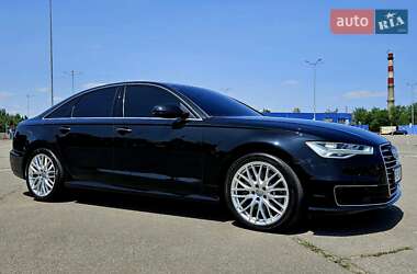Седан Audi A6 2015 в 