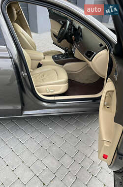 Седан Audi A6 2011 в 