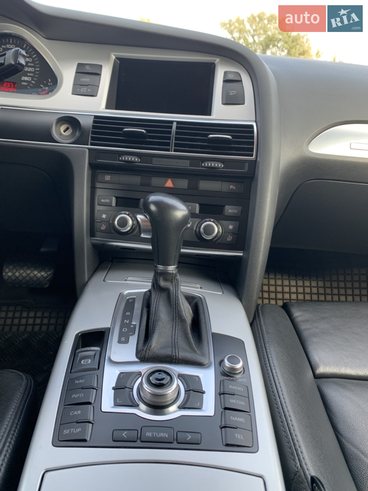 2011 Audi A6 - мініатюра 9