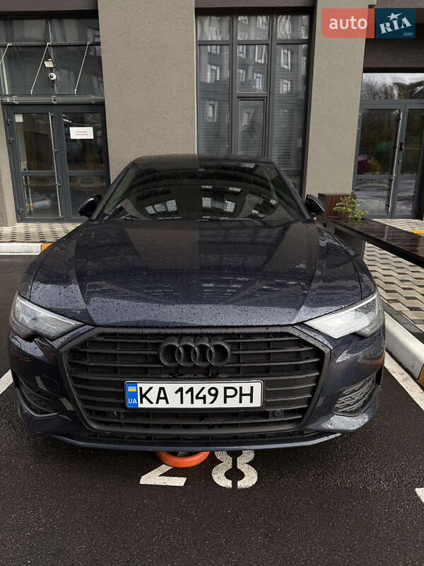 Седан Audi A6 2018 в Киеве