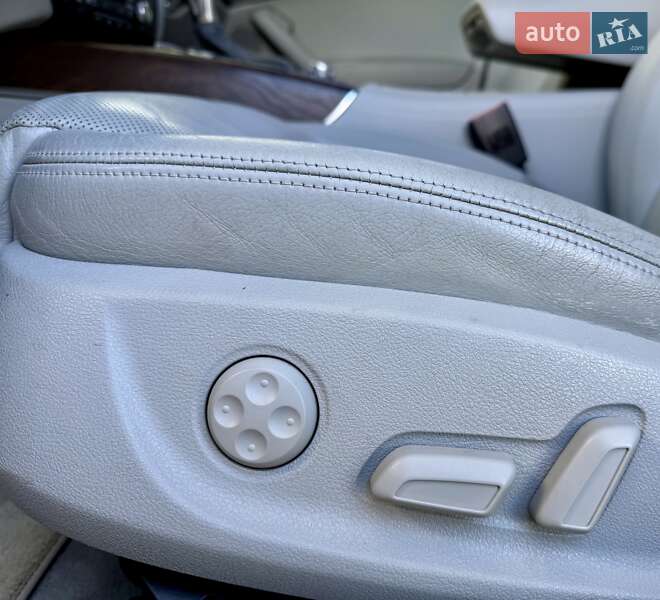 Седан Audi A6 2013 в Києві