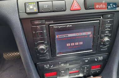 Седан Audi A6 2001 в  фото 12 Седан Audi A6 2001 в