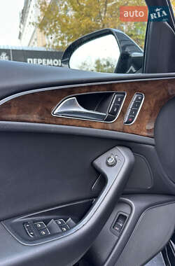 Седан Audi A6 2012 в 