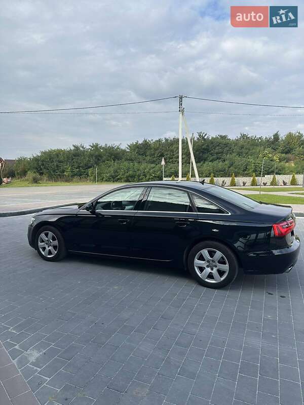 Седан Audi A6 2012 в Мостиській