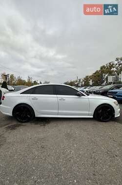Седан Audi A6 2016 в 
