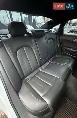 Седан Audi A6 2016 в 