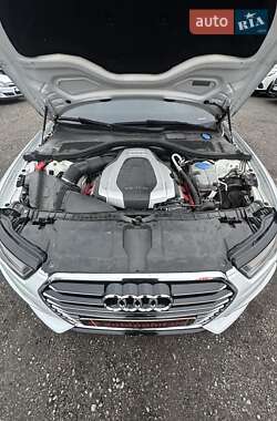 Седан Audi A6 2016 в 