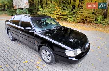 Седан Audi A6 1995 в  фото 13 Седан Audi A6 1995 в