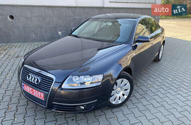 Седан Audi A6 2005 в  Седан Audi A6 2005 в
