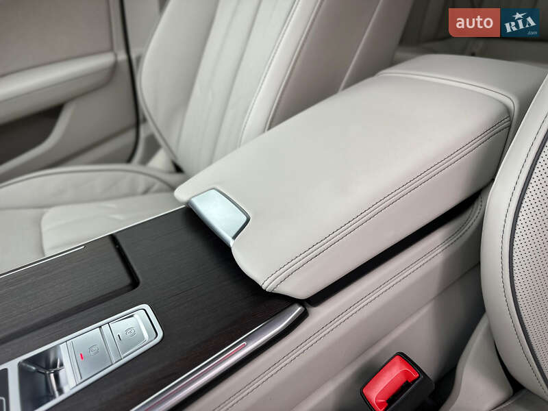 Седан Audi A6 2025 в Києві