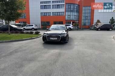 Седан Audi A6 2019 в 