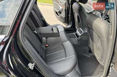 Седан Audi A6 2019 в 