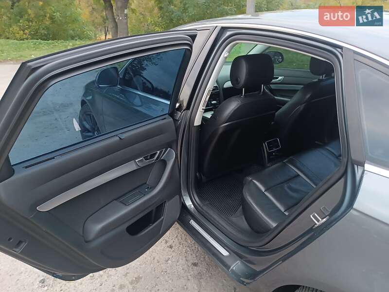 Седан Audi A6 2010 в Дубно