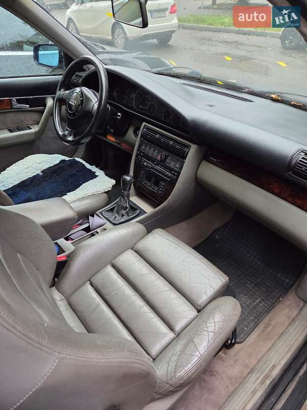 Универсал Audi A6 1996 в Львове