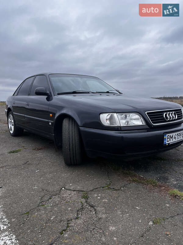 Седан Audi A6 1996 в Глухове
