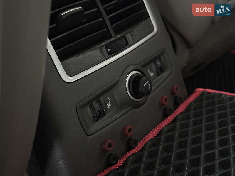 Седан Audi A6 2004 в Виннице