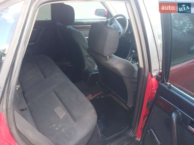 Седан Audi A6 1995 в Великих Мостах