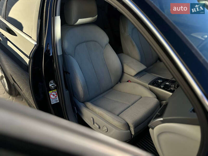 Седан Audi A6 2014 в Самборі