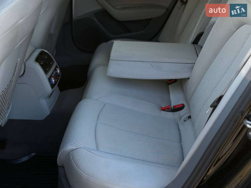 Седан Audi A6 2014 в Самборі