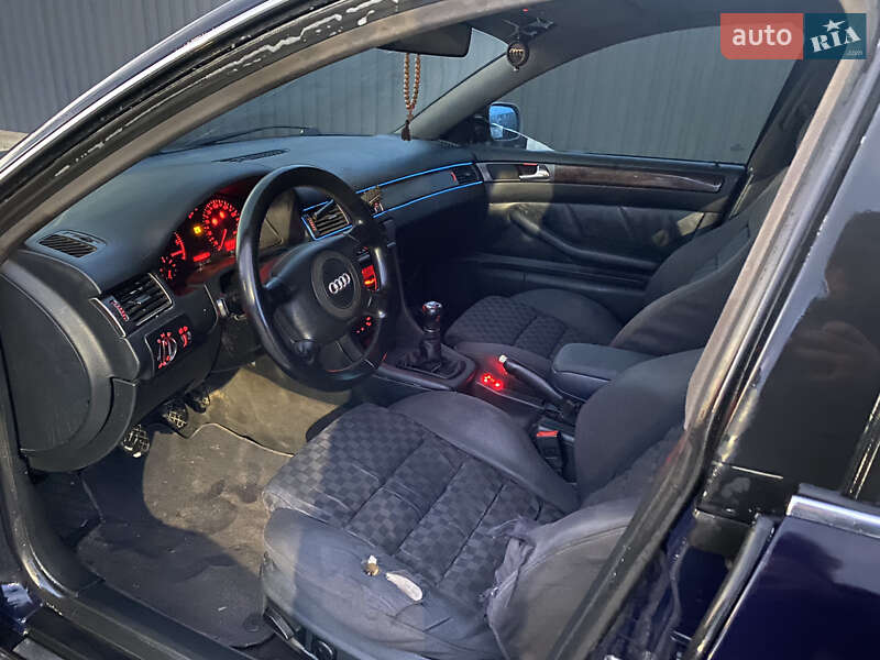 Седан Audi A6 1998 в Вознесенске