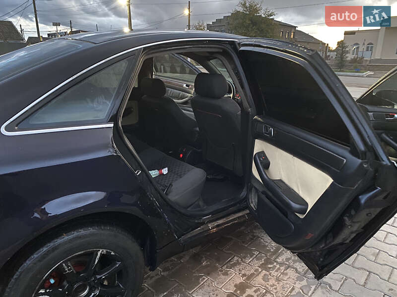 Седан Audi A6 1998 в Вознесенске