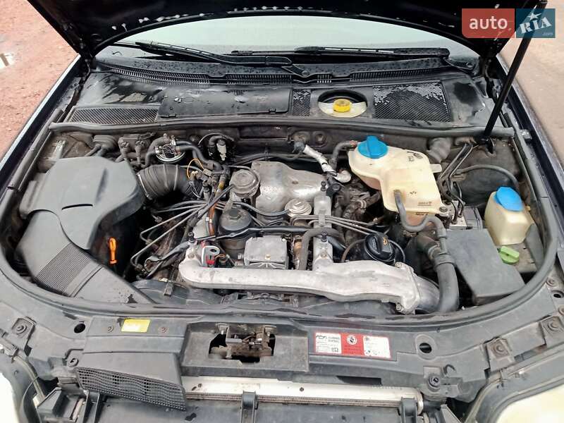 Седан Audi A6 2002 в Конотопе
