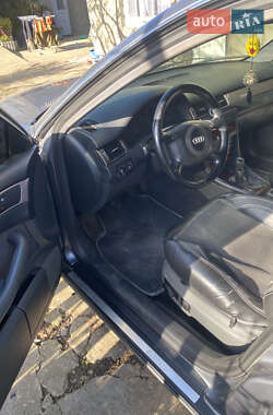 Универсал Audi A6 2001 в 