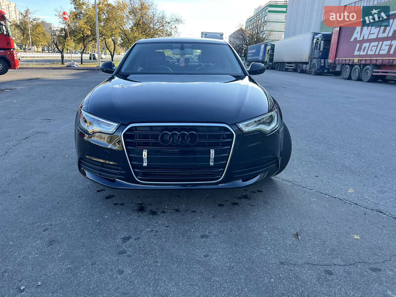 Седан Audi A6 2012 в Киеве