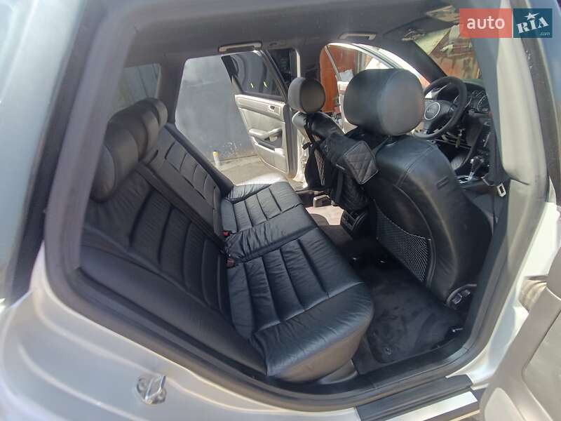 Універсал Audi A6 2004 в Чернівцях