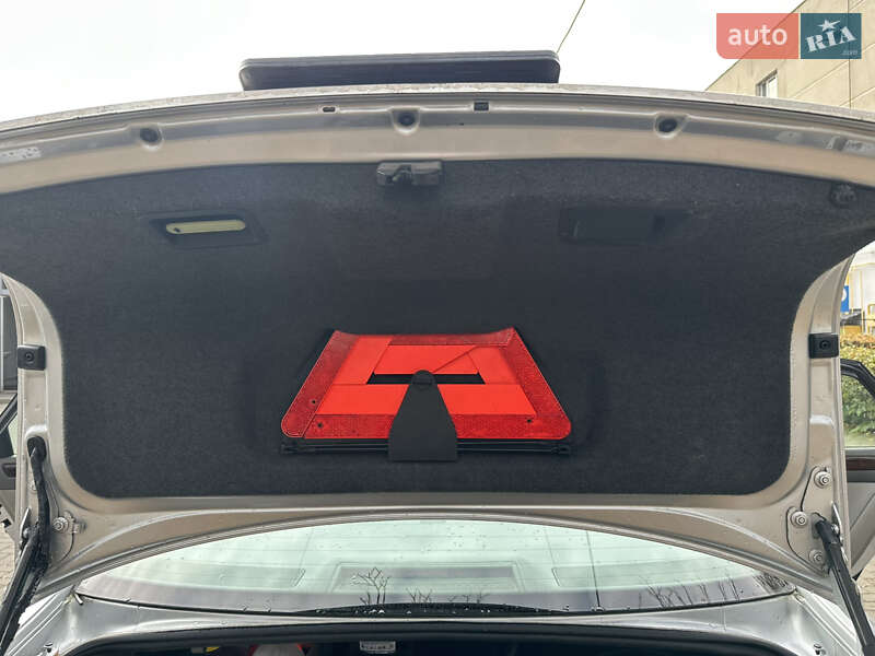 Седан Audi A6 2002 в Львове