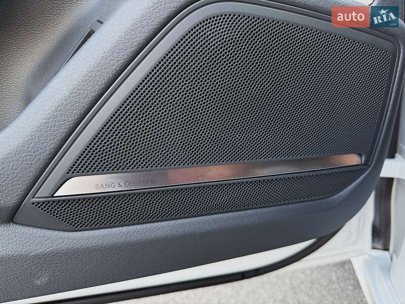 Седан Audi A6 2019 в Киеве