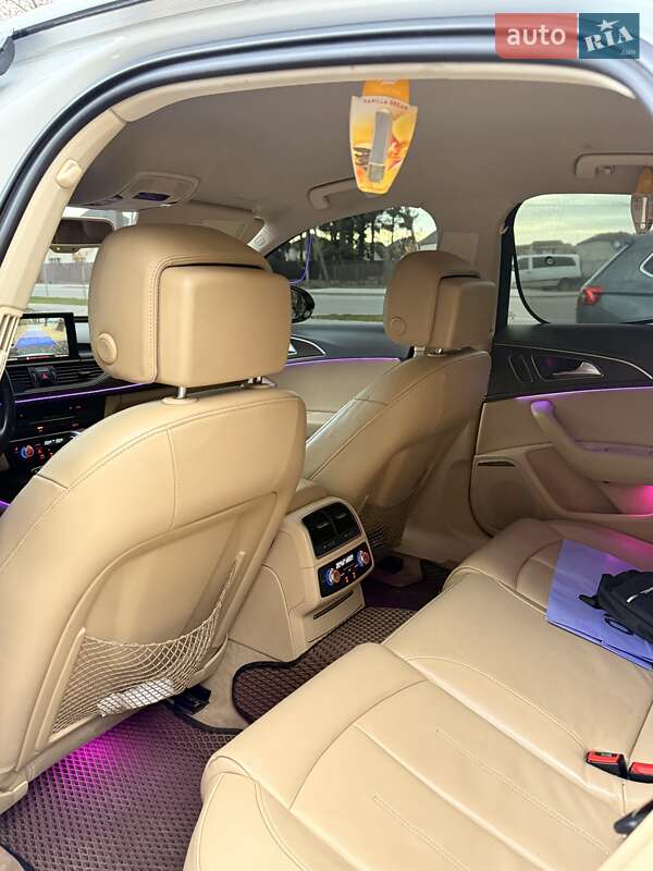 Седан Audi A6 2012 в Виноградові