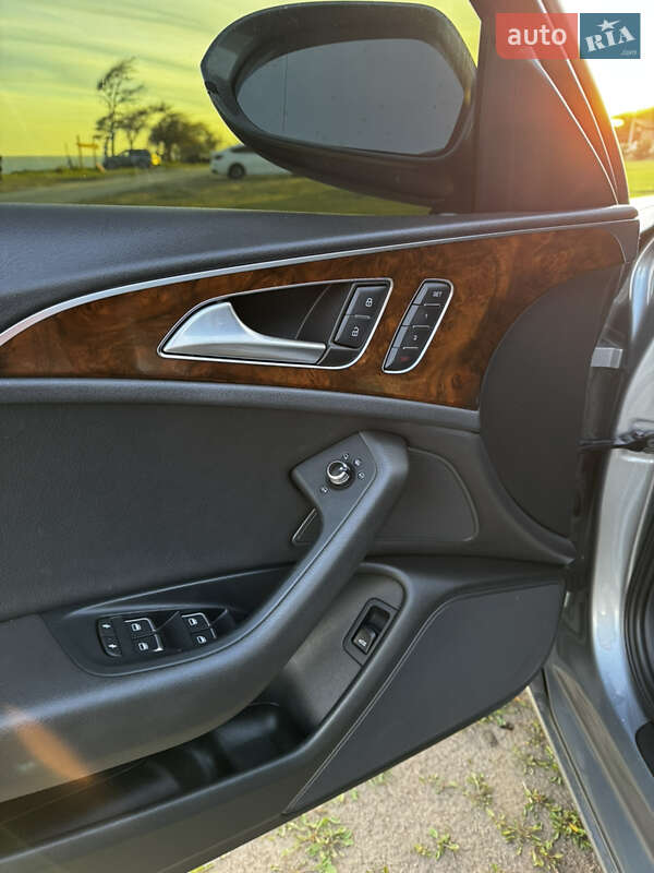 Седан Audi A6 2013 в Черноморске