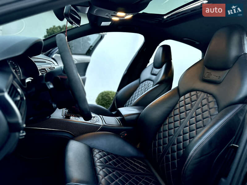 Седан Audi A6 2015 в Виноградові