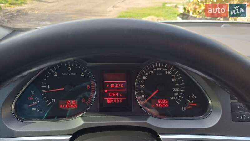 Седан Audi A6 2004 в Еланце