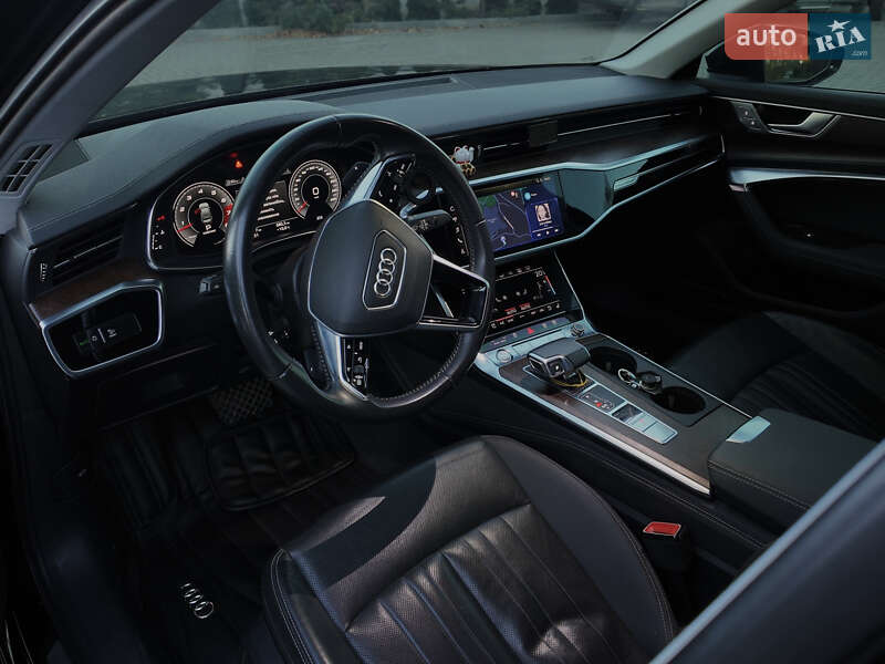 Седан Audi A6 2019 в Золочеве